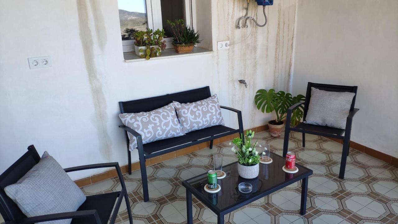The Triplets Apartment Agres Exterior foto